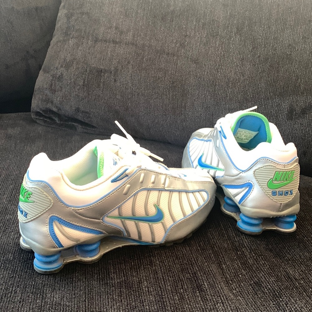 Like New Nike Shox size 7.5